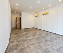 Cheap shop Farrer Park | toilet | suits massage, TCM, clinic (D8), Retail #639120681